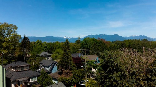 2137 20Th Avenue, Vancouver, BC 