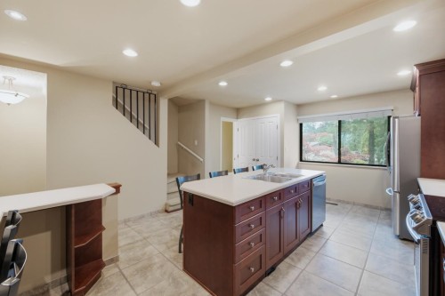 7-2990 Mariner Way, Coquitlam, BC 