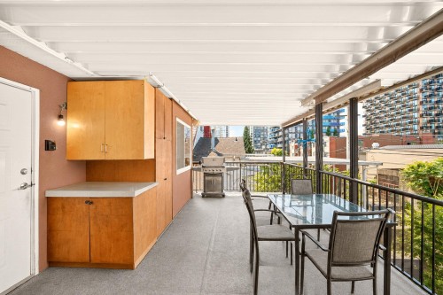 5009 Payne Street, Vancouver, BC - Outdoor With Exterior