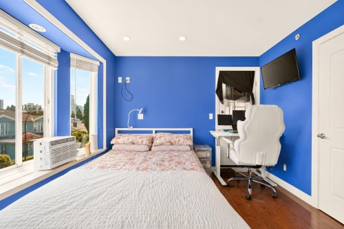 5009 Payne Street, Vancouver, BC - Indoor Photo Showing Bedroom