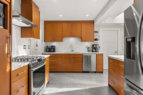 894 Eden Crescent, Delta, BC 