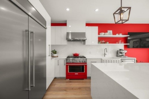 10091 243Rd Street, Maple Ridge, BC - Indoor Photo Showing Kitchen