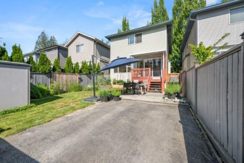 10091 243Rd Street, Maple Ridge, BC - Outdoor
