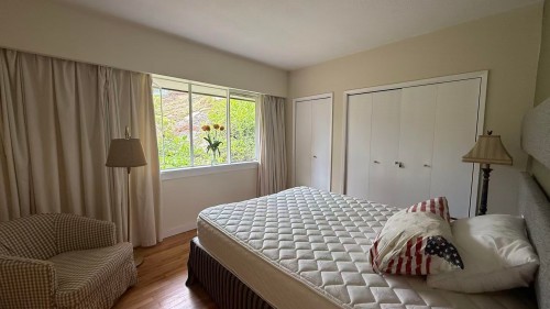 3863 Marine Drive, West Vancouver, BC 