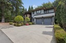 1250 Sinclair Street, West Vancouver, BC  - Outdoor With Facade 