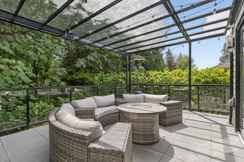 1250 Sinclair Street, West Vancouver, BC - Outdoor