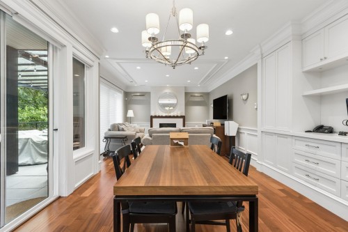 1250 Sinclair Street, West Vancouver, BC - Indoor Photo Showing Dining Room