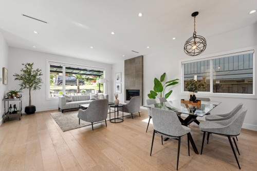 231 27 Street E, North Vancouver, BC - Indoor