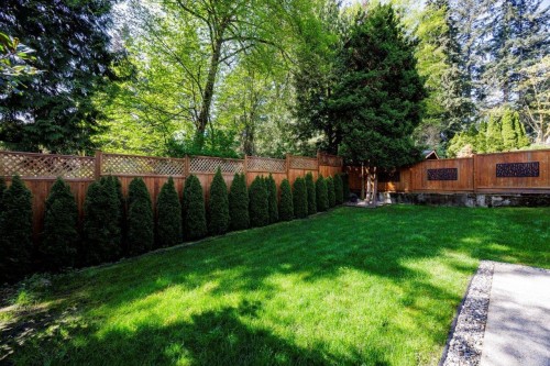 2549 Bendale Road, North Vancouver, BC - Outdoor