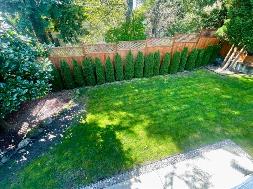 2549 Bendale Road, North Vancouver, BC - Outdoor