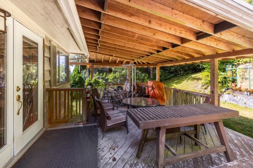 4535 Mountain Highway, North Vancouver, BC 