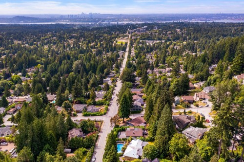 4535 Mountain Highway, North Vancouver, BC 