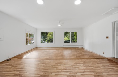 909 Seymour Boulevard, North Vancouver, BC - Indoor