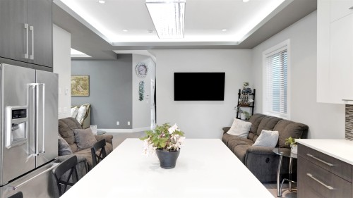 3474 Gislason Avenue, Coquitlam, BC - Indoor Photo Showing Dining Room