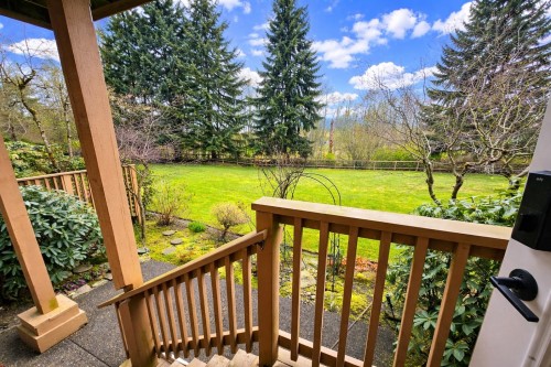 20-5201 Oakmount Crescent, Burnaby, BC - Outdoor