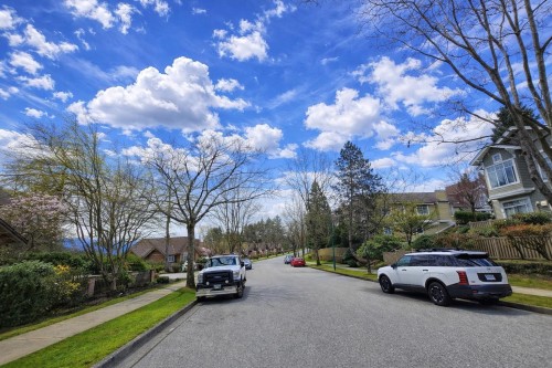 20-5201 Oakmount Crescent, Burnaby, BC - Outdoor