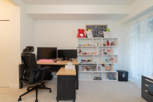 218-10177 River Drive, Richmond, BC - Indoor Photo Showing Office