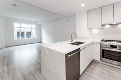 238-2035 Glenaire Drive North Vancouver, BC V7P 1Y2