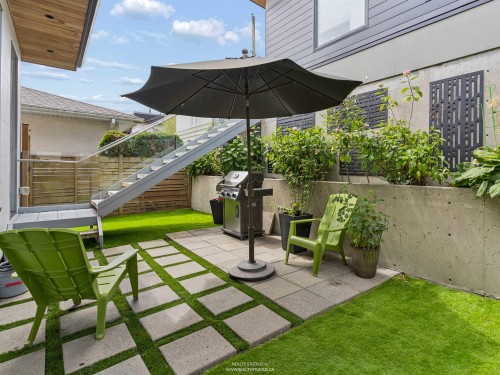 23 Ellesmere Avenue, Burnaby, BC - Outdoor