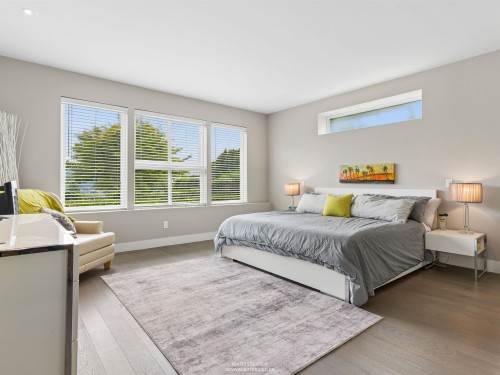 23 Ellesmere Avenue, Burnaby, BC - Indoor Photo Showing Bedroom