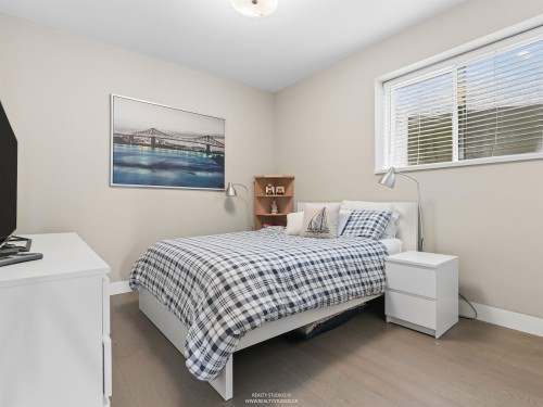 23 Ellesmere Avenue, Burnaby, BC - Indoor Photo Showing Bedroom