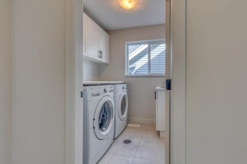 23191 112B Avenue, Maple Ridge, BC - Indoor Photo Showing Laundry Room
