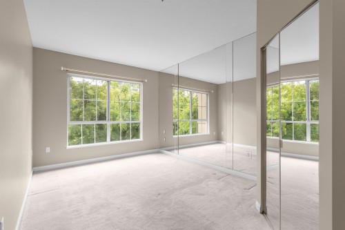 207-2985 Princess Crescent, Coquitlam, BC - Indoor Photo Showing Other Room