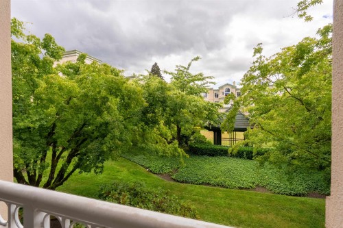 207-2985 Princess Crescent, Coquitlam, BC - Outdoor