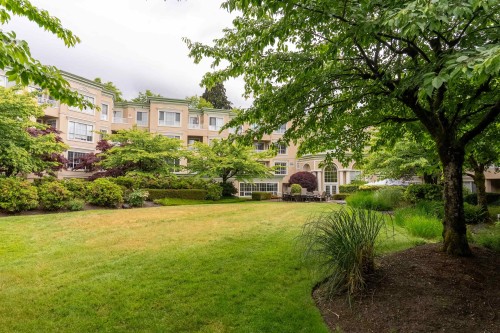 207-2985 Princess Crescent, Coquitlam, BC - Outdoor