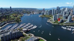 606-1288 Marinaside Crescent Vancouver, BC V6Z 2W5