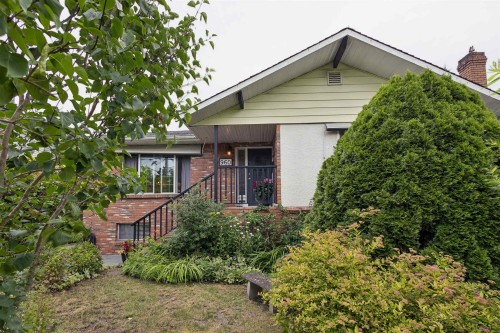960 Cliff Avenue, Burnaby, BC - Outdoor