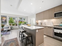 213-2651 Library Lane  North Vancouver, BC V7J 0C1