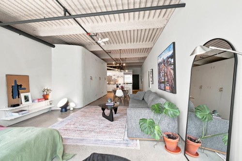 303-237 4Th Avenue E, Vancouver, BC - Indoor