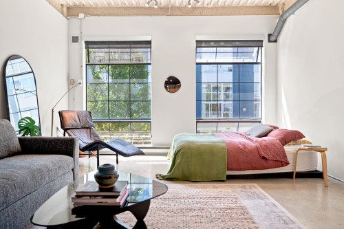 303-237 4Th Avenue E, Vancouver, BC - Indoor Photo Showing Bedroom