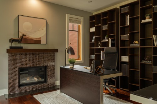 3936 Quesnel Drive, Vancouver, BC - Indoor With Fireplace