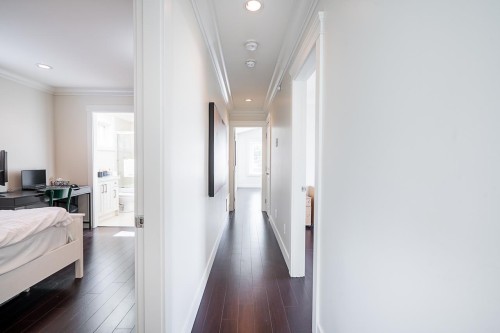 1606 29Th Avenue E, Vancouver, BC 