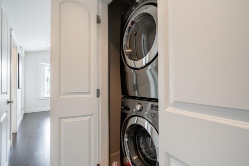 1606 29Th Avenue E, Vancouver, BC 