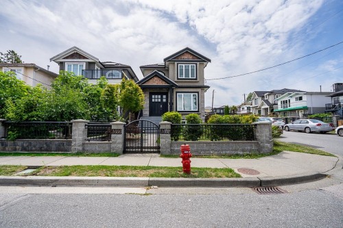 1606 29Th Avenue E, Vancouver, BC 