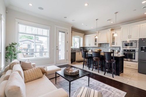 1606 29Th Avenue E, Vancouver, BC 