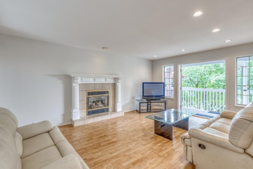 104 Ravine Drive, Port Moody, BC - Indoor Photo Showing Living Room With Fireplace