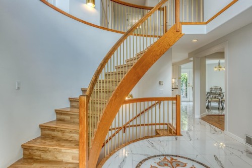 104 Ravine Drive, Port Moody, BC - Indoor Photo Showing Other Room