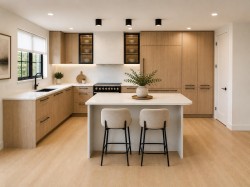 104-157 King Edward Avenue W Vancouver, BC V5Y 2H9