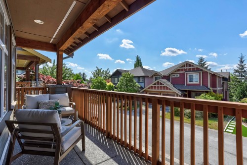 13866 229 Lane, Maple Ridge, BC - Outdoor With Exterior