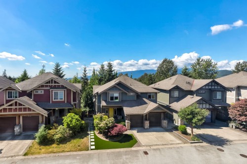 13866 229 Lane, Maple Ridge, BC - Outdoor With Facade