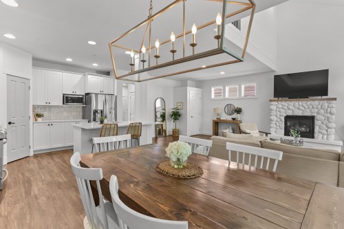 13866 229 Lane, Maple Ridge, BC - Indoor Photo Showing Dining Room With Fireplace