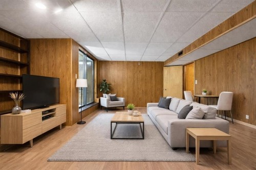 526 Cardiff Way, Port Moody, BC - Indoor