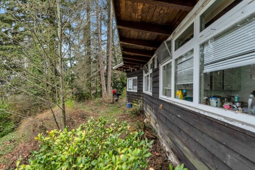 7356 Braeside Drive, Burnaby, BC - Outdoor
