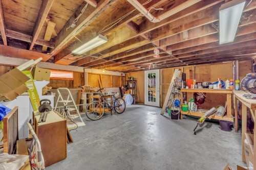 1749 Dorset Avenue, Port Coquitlam, BC - Indoor Photo Showing Basement