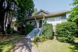 807 Sangster Place New Westminster, BC V3L 4L7