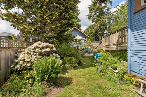 534 7Th Street E, North Vancouver, BC - Outdoor